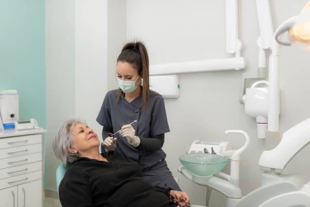 Best Weekend Emergency Dentist in Charter Oak, CA